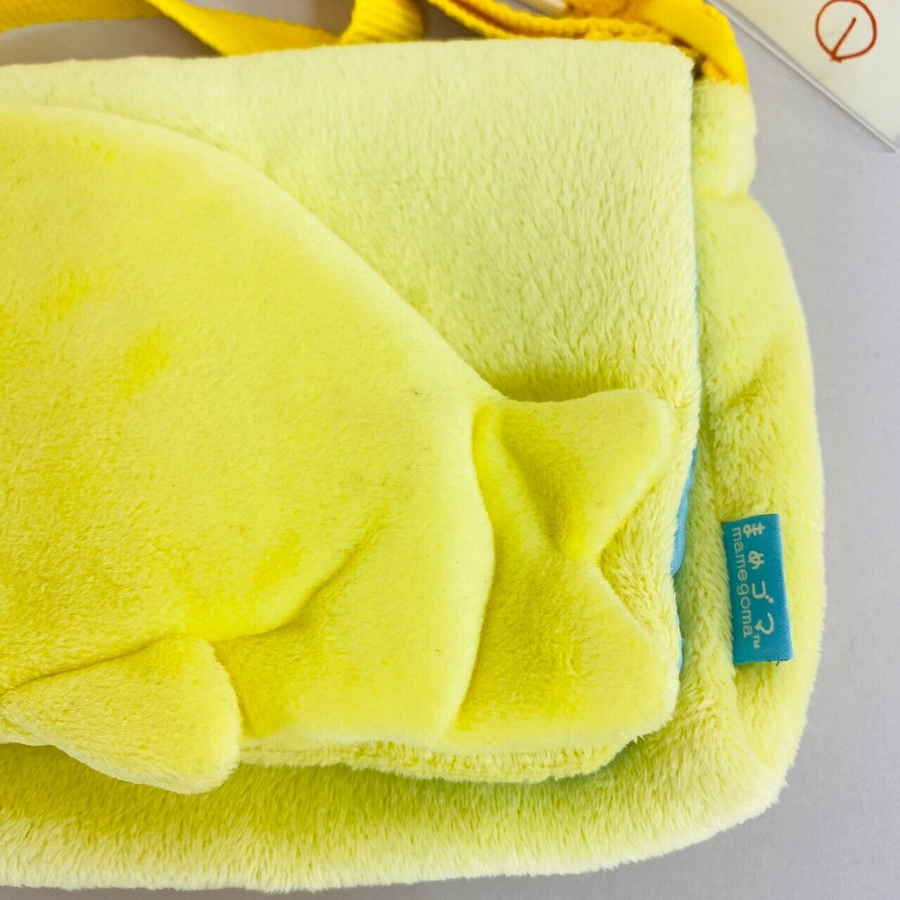 San-X Mamegoma Pouch Pochette Shoulder Bag Lemon Yellow Sea Animal Fluffy Rare