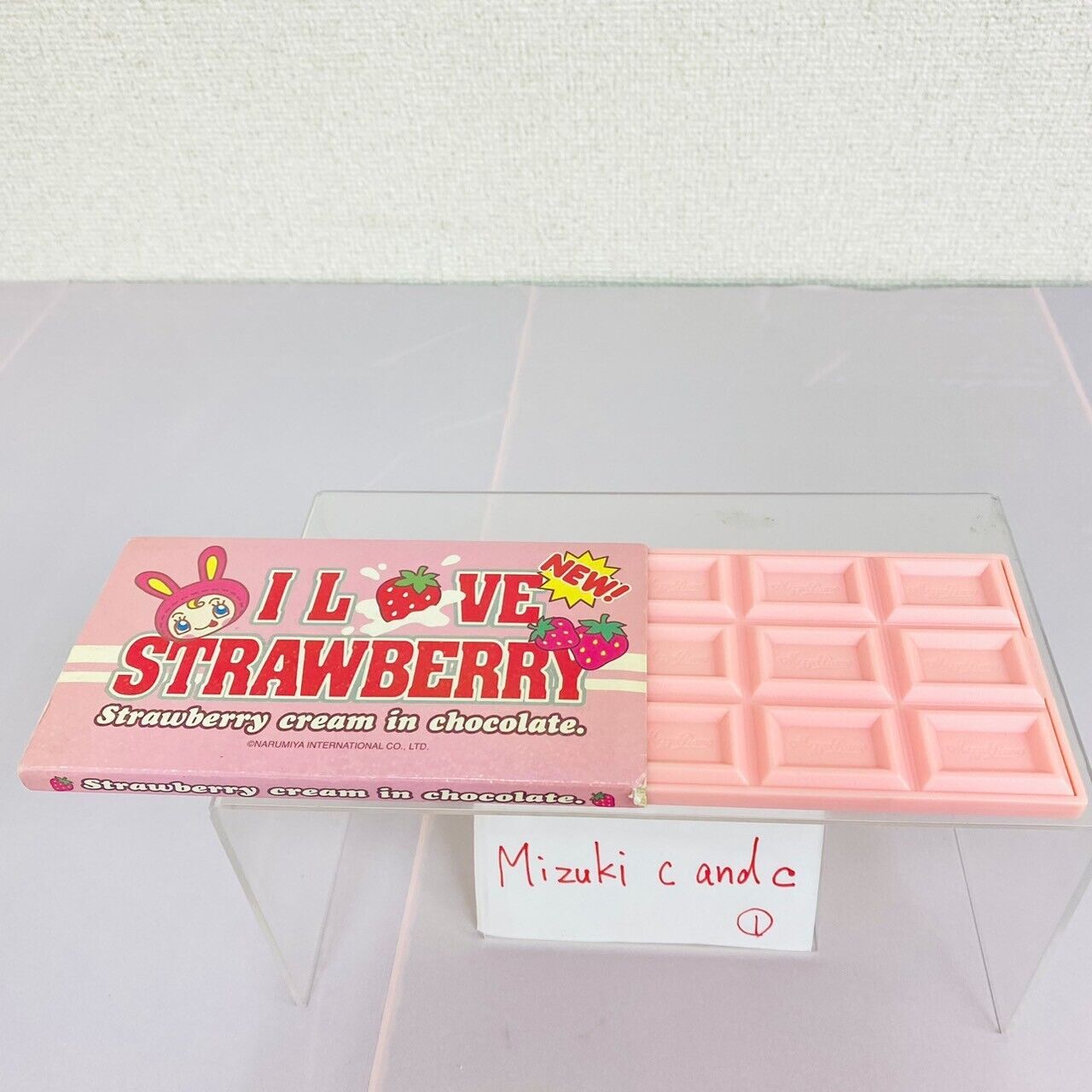 Mezzo Piano Mirror Strawberry Chocolate Berrie-chan Pink Rabbit Character Kawaii