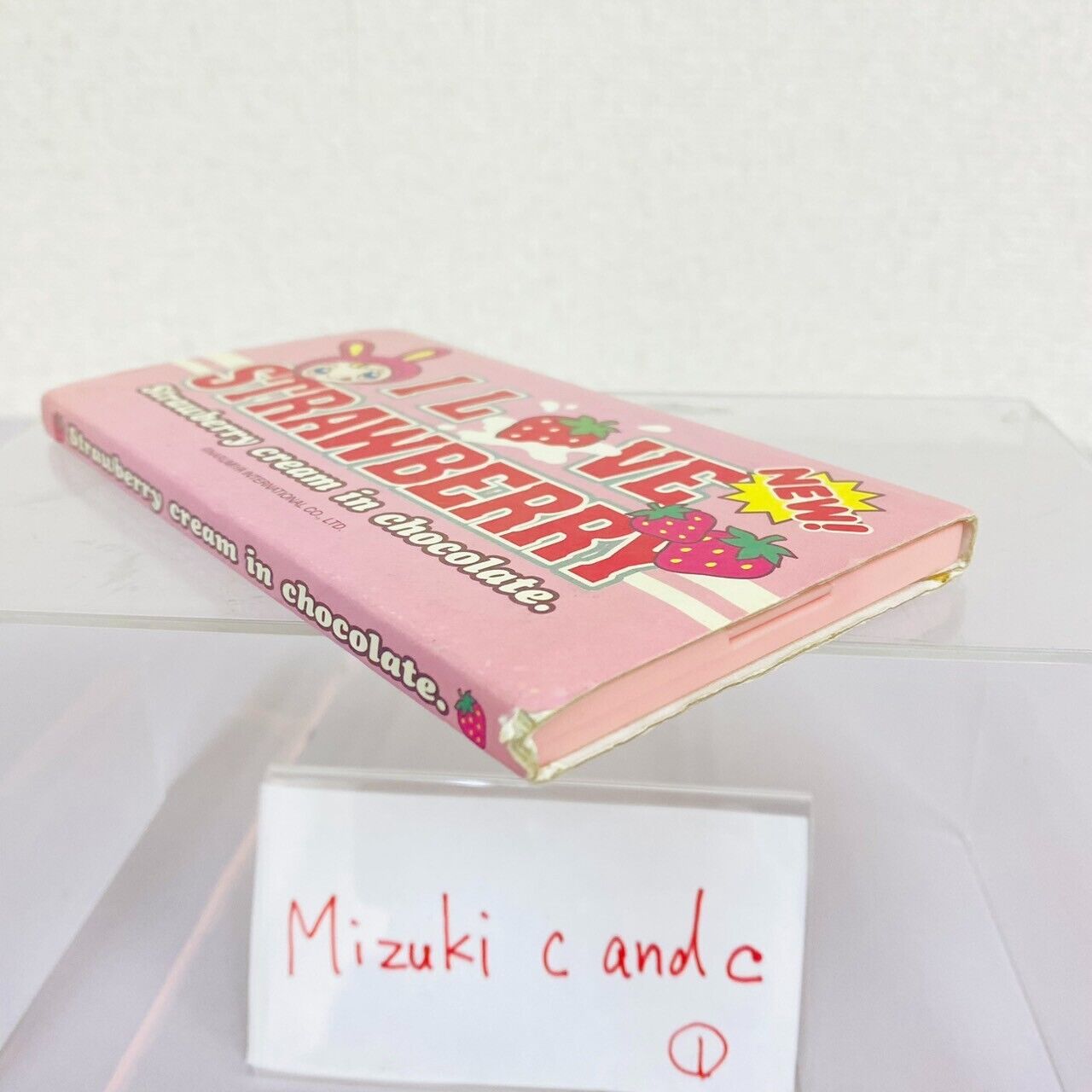 Mezzo Piano Mirror Strawberry Chocolate Berrie-chan Pink Rabbit Character Kawaii