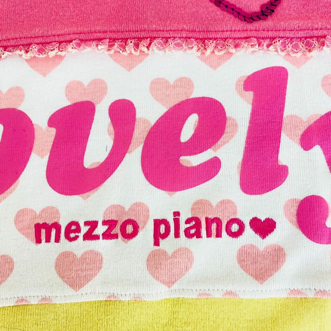 Mezzo Piano Tops T-shirt 140cm Heart Pink Yellow Lovely Long Sleeve Kawaii Rare