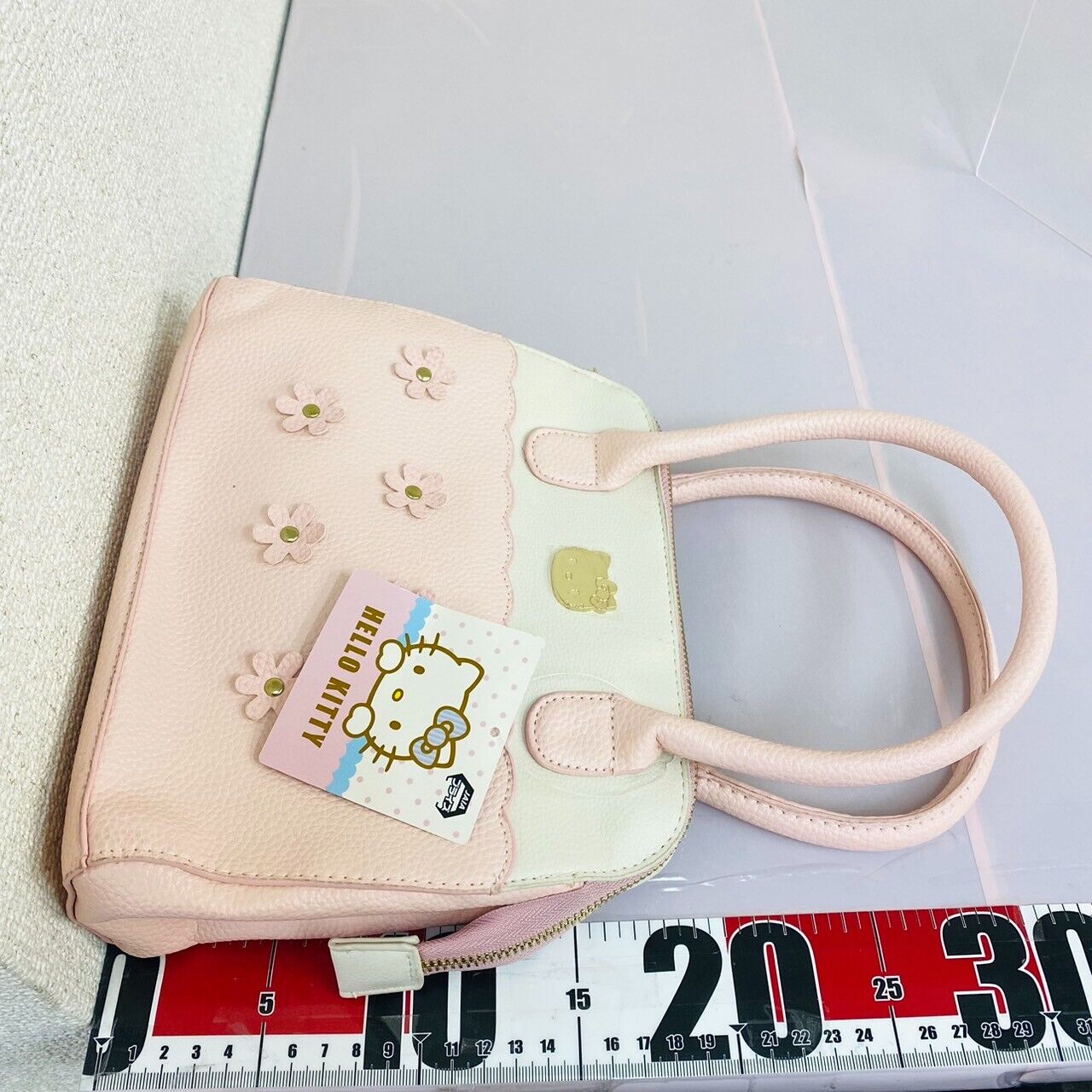 Sanrio Hello Kitty Bag Handbag Flower Motif Pale Pink Gold Zipper Faux Leather