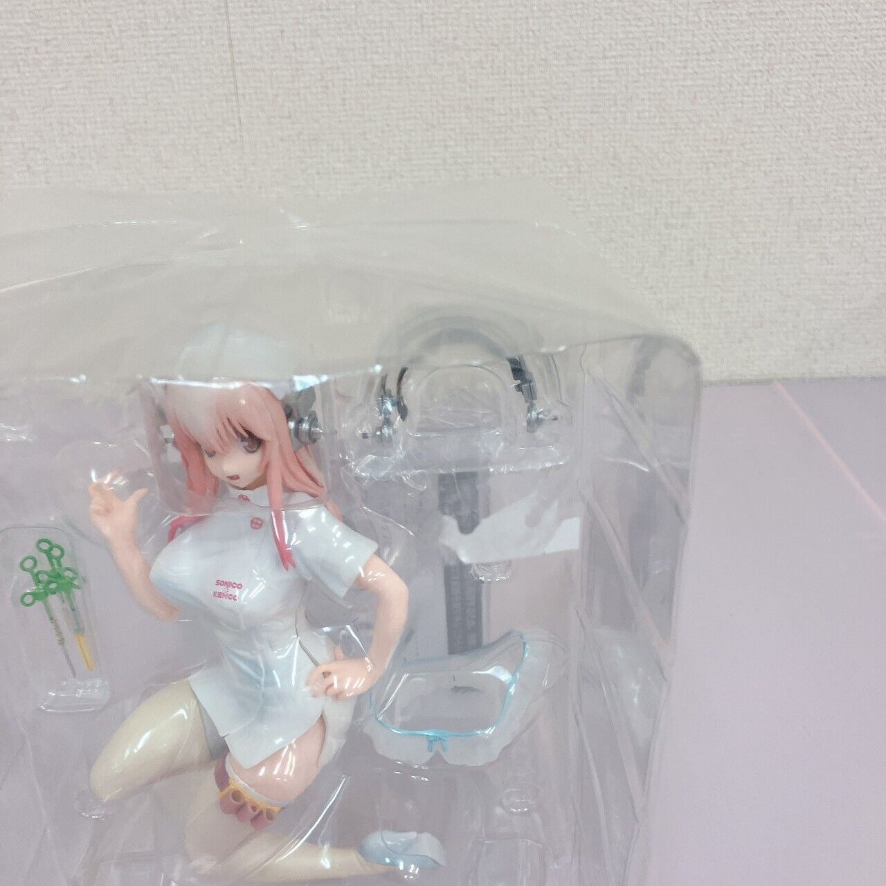 Nitro Super Sonico Special Figure Nurse Ver. White Headphone Syringe Girl Anime