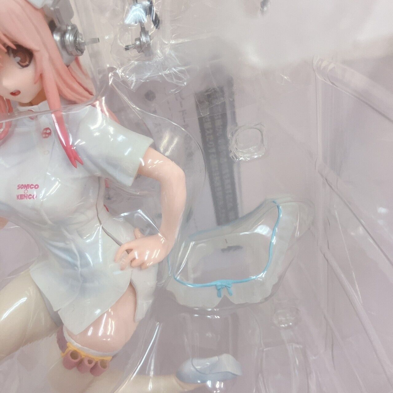 Nitro Super Sonico Special Figure Nurse Ver. White Headphone Syringe Girl Anime