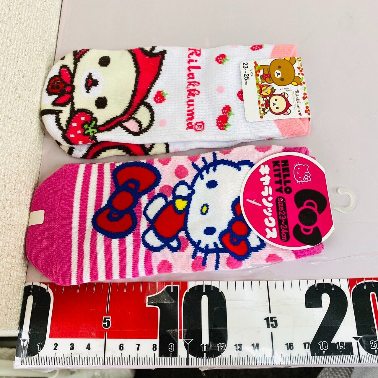 San-x Rilakkuma Korilakkuma Sanrio Hello Kitty Socks Set 2 Ribbon Strawberry