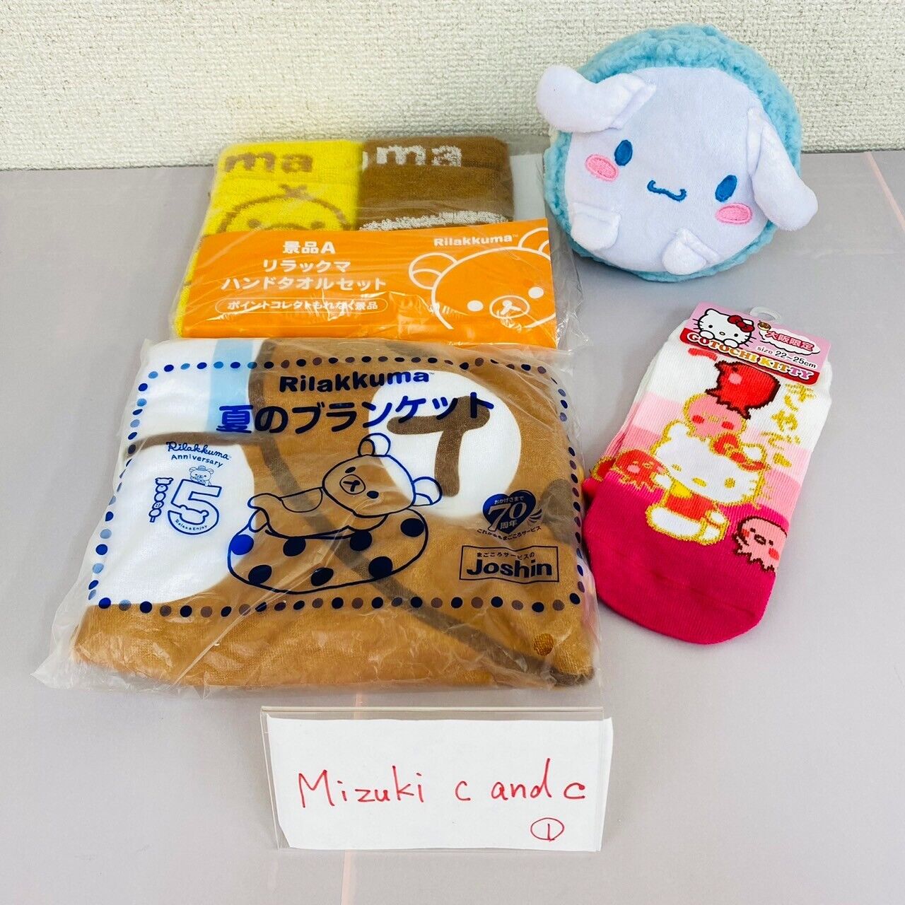 San-X Rilakkuma Blanket Hand Towel Sanrio Cinnamoroll Pouch Hello Kitty Socks