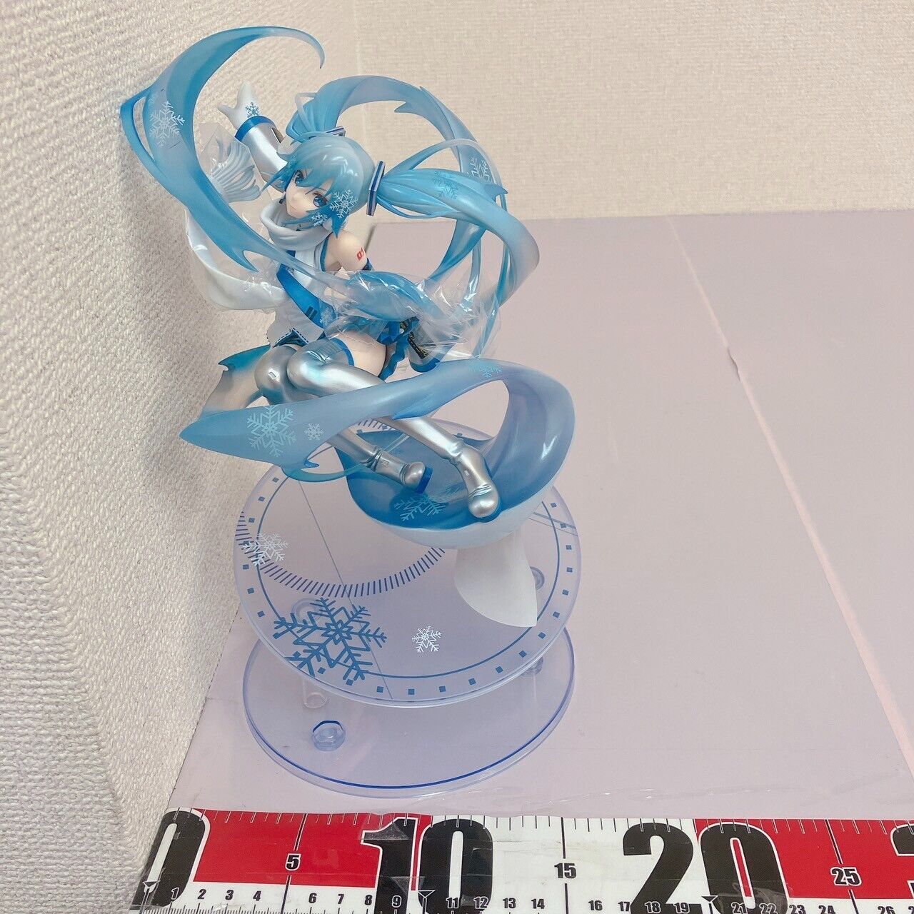 Hatsune Miku 1/7 Figure Good Smile Company Character Vocal Series01 Snow Miku