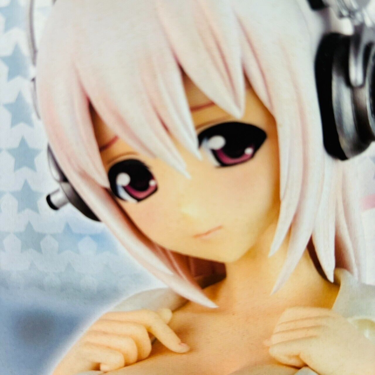 Skytube Super Sonico Figure Y-Shirt Ver. 1/6 Scale Girl Headphone White Kawaii