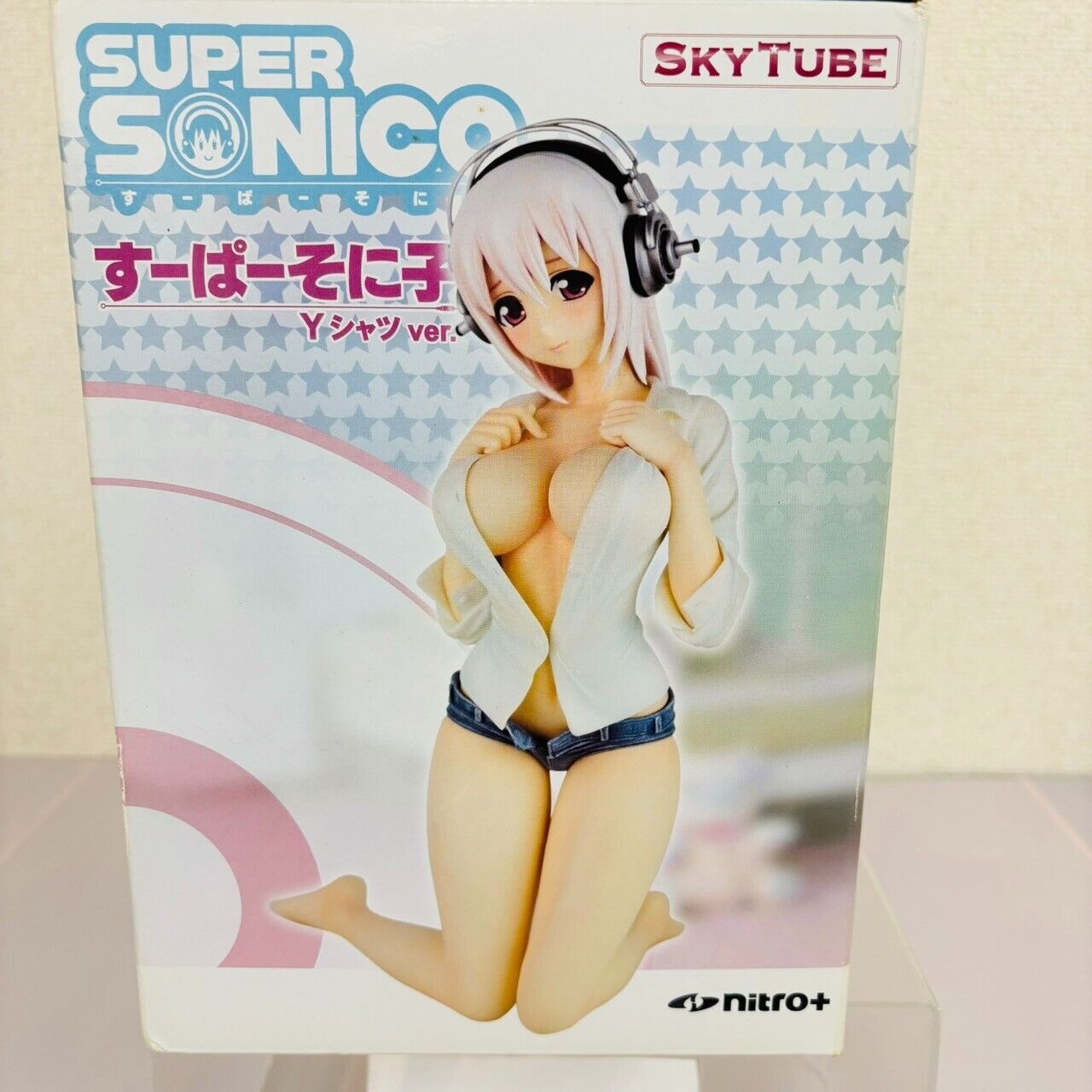 Skytube Super Sonico Figure Y-Shirt Ver. 1/6 Scale Girl Headphone White Kawaii