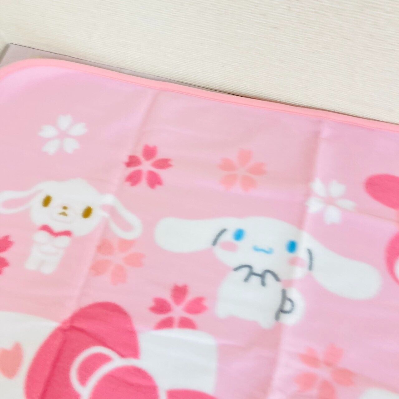 Sanrio Blanket Hello Kitty Sugar Bunnies My Melody Cinnamoroll Sakura Pink Rare