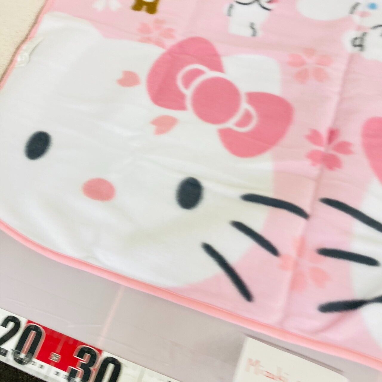 Sanrio Blanket Hello Kitty Sugar Bunnies My Melody Cinnamoroll Sakura Pink Rare