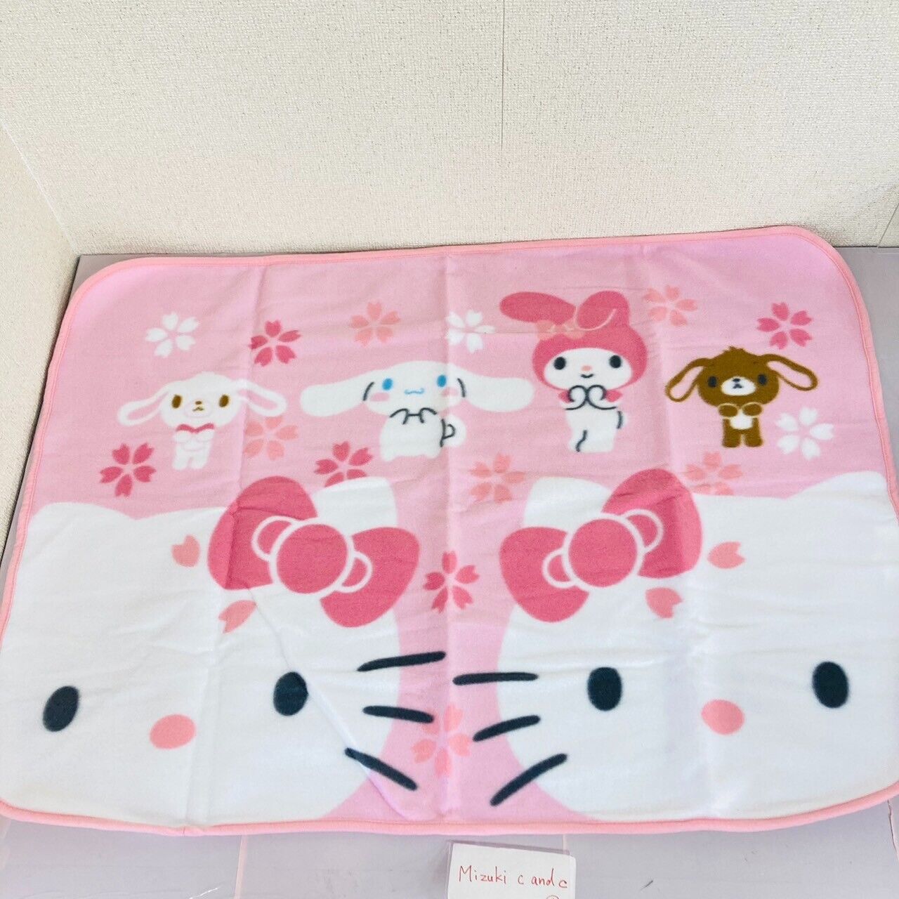 Sanrio Blanket Hello Kitty Sugar Bunnies My Melody Cinnamoroll Sakura Pink Rare