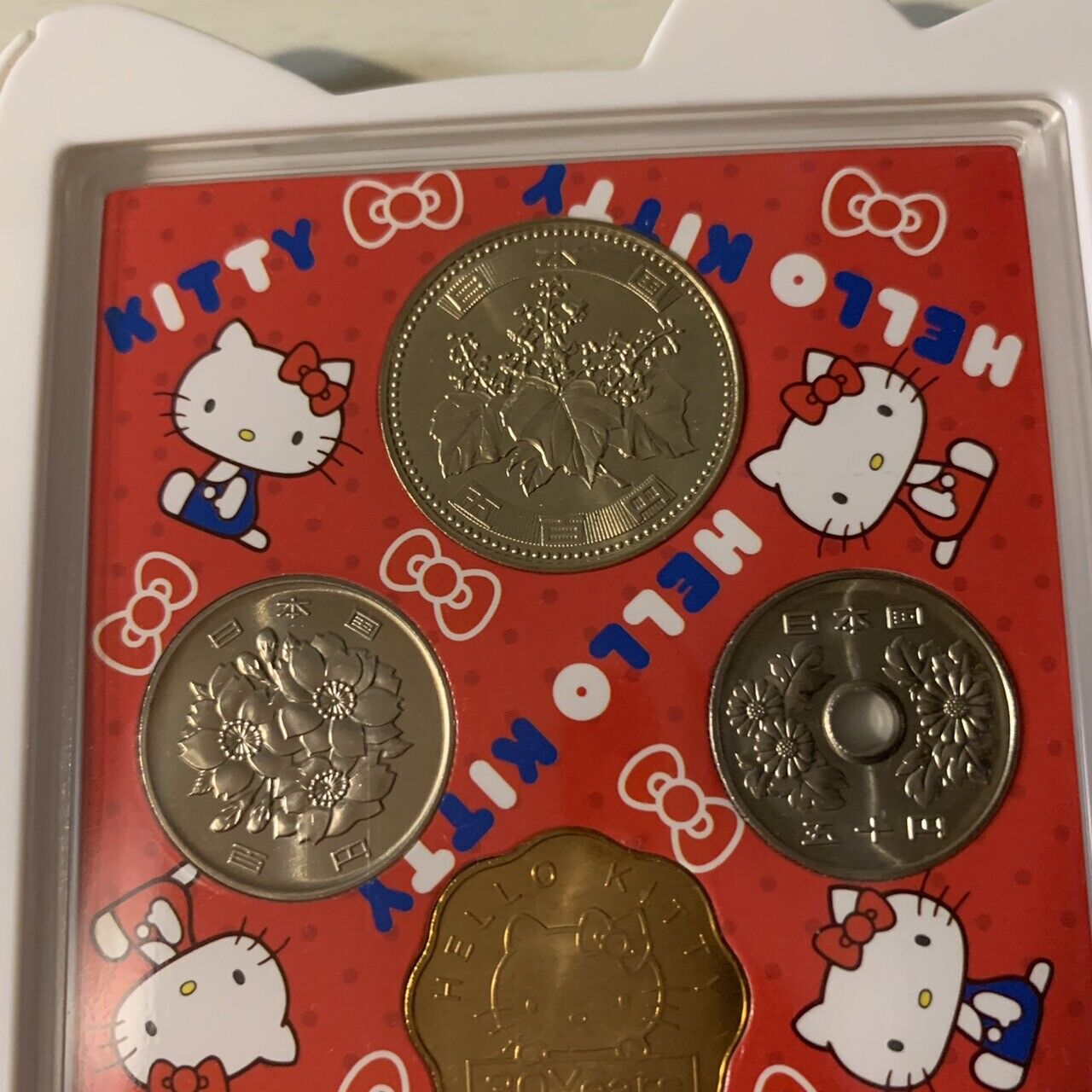 Sanrio Hello Kitty Coin Set Collectible 30th Anniversary 2004 RARE Japanese Yen