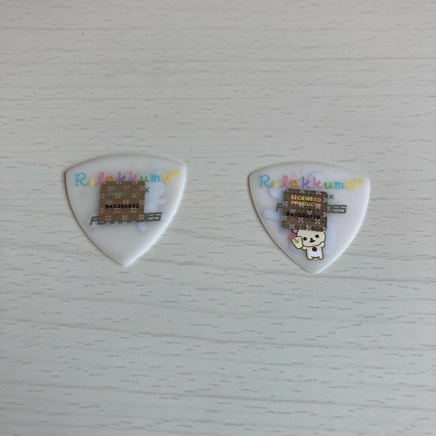 Rilakkuma Guitar Picks 0.6 happy holiday picnic character