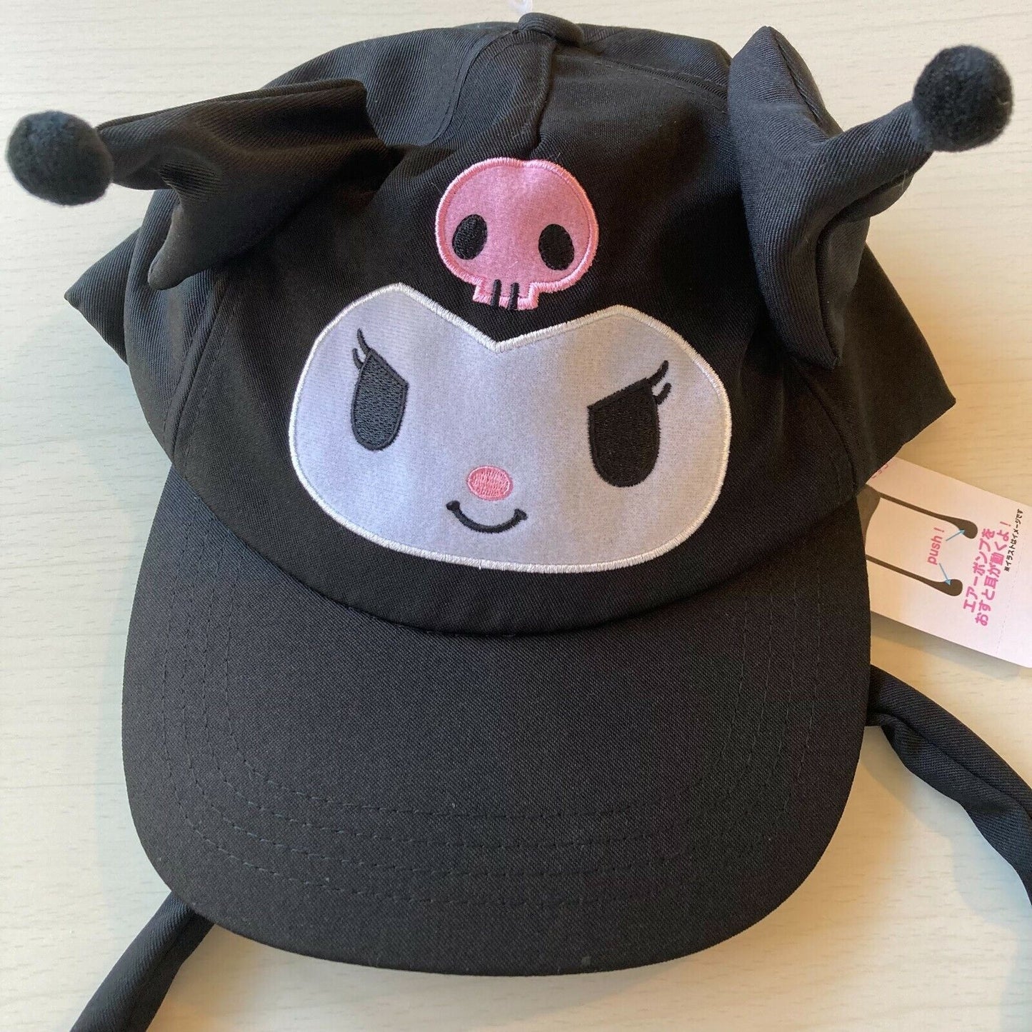 Sanrio My Melody Kuromi A hat that moves your hands to support you "NEW"