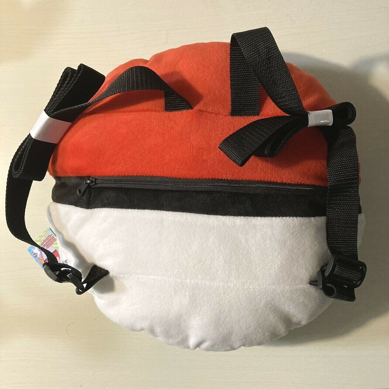 Pokémon Poké Ball Backpack Rucksack Bag Toy Crane Machine Game Prize BANDAI