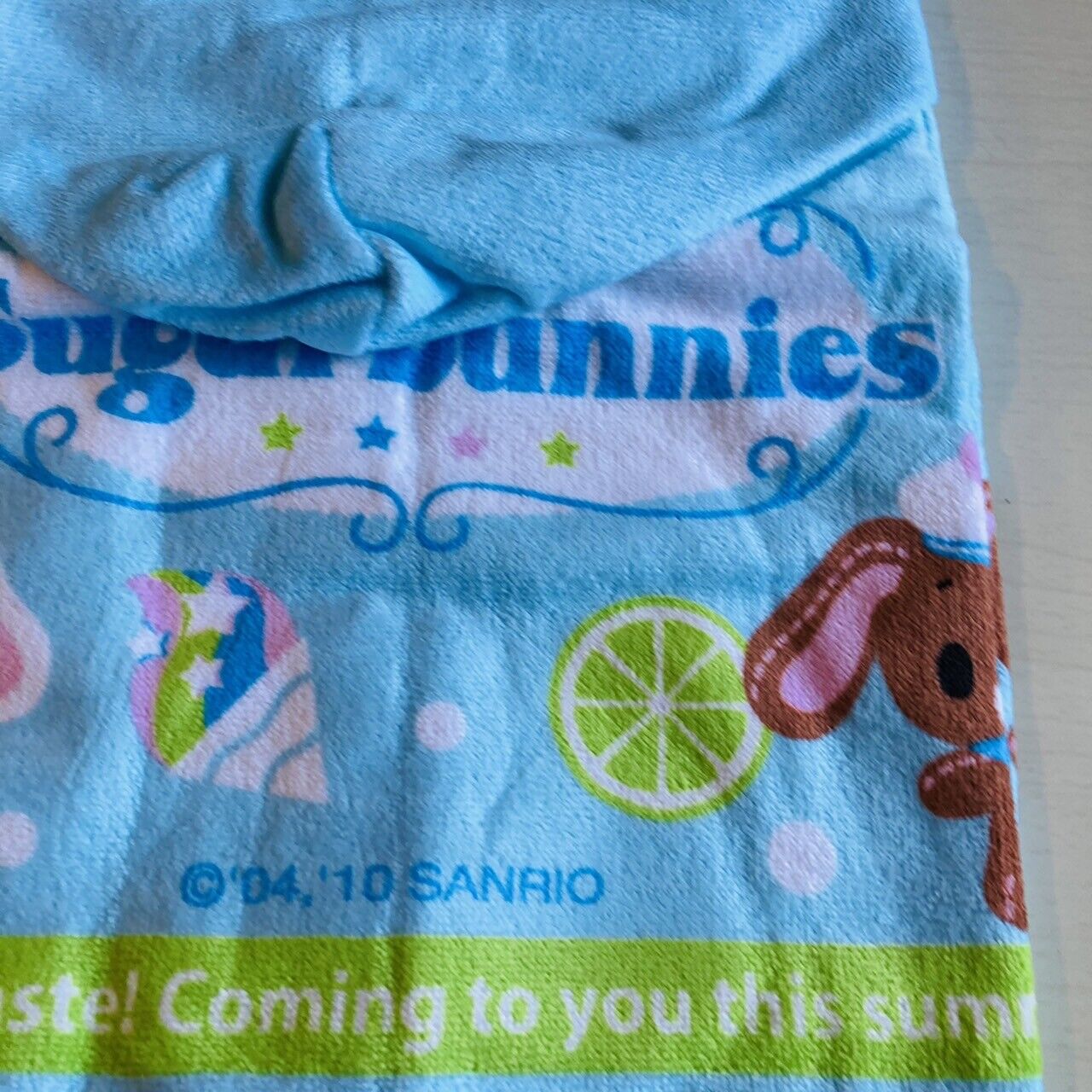 Sanrio Sugar Bunnies Hooded Towel Blue Swimming Beach Summer Characters Rare