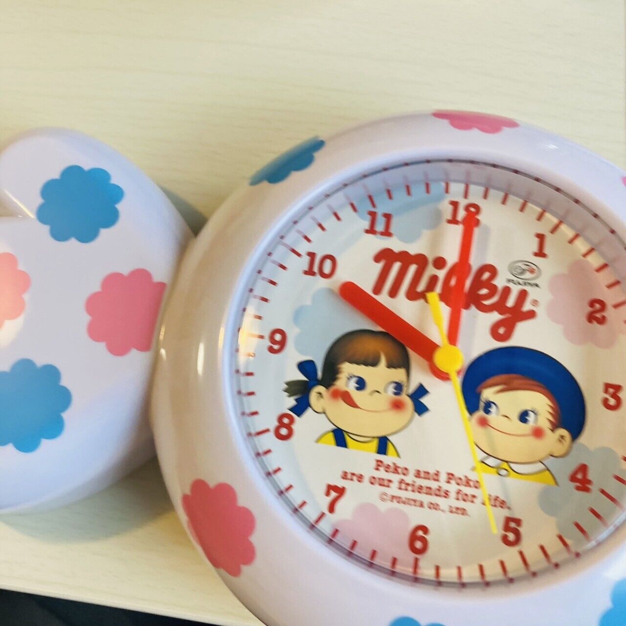 Peko chan Milky Table Clock Okashi-Kuji Candy Style FUJIYA Anime Character Peco