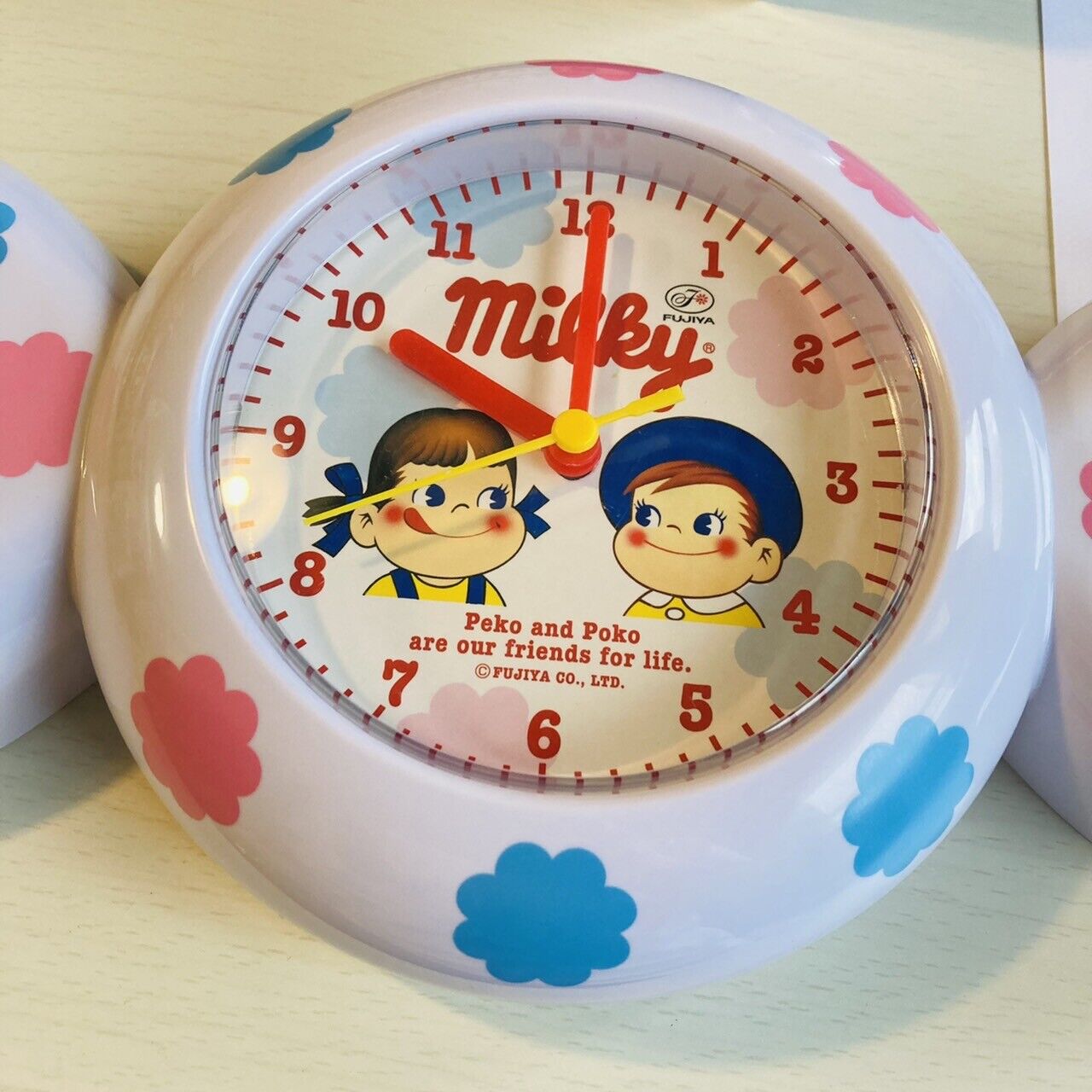 Peko chan Milky Table Clock Okashi-Kuji Candy Style FUJIYA Anime Character Peco