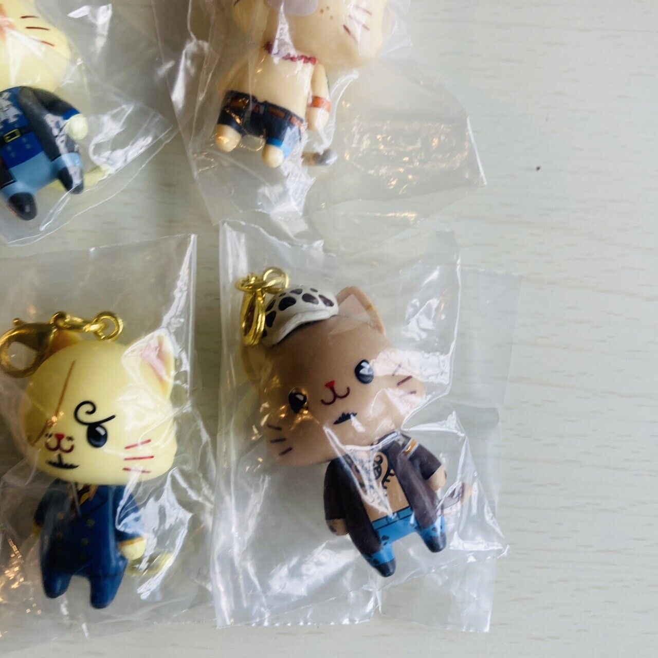 One Piece with CAT Mascot Keychain Keyring Luffy Ace Sanji 5 Set Toy Figure Rare