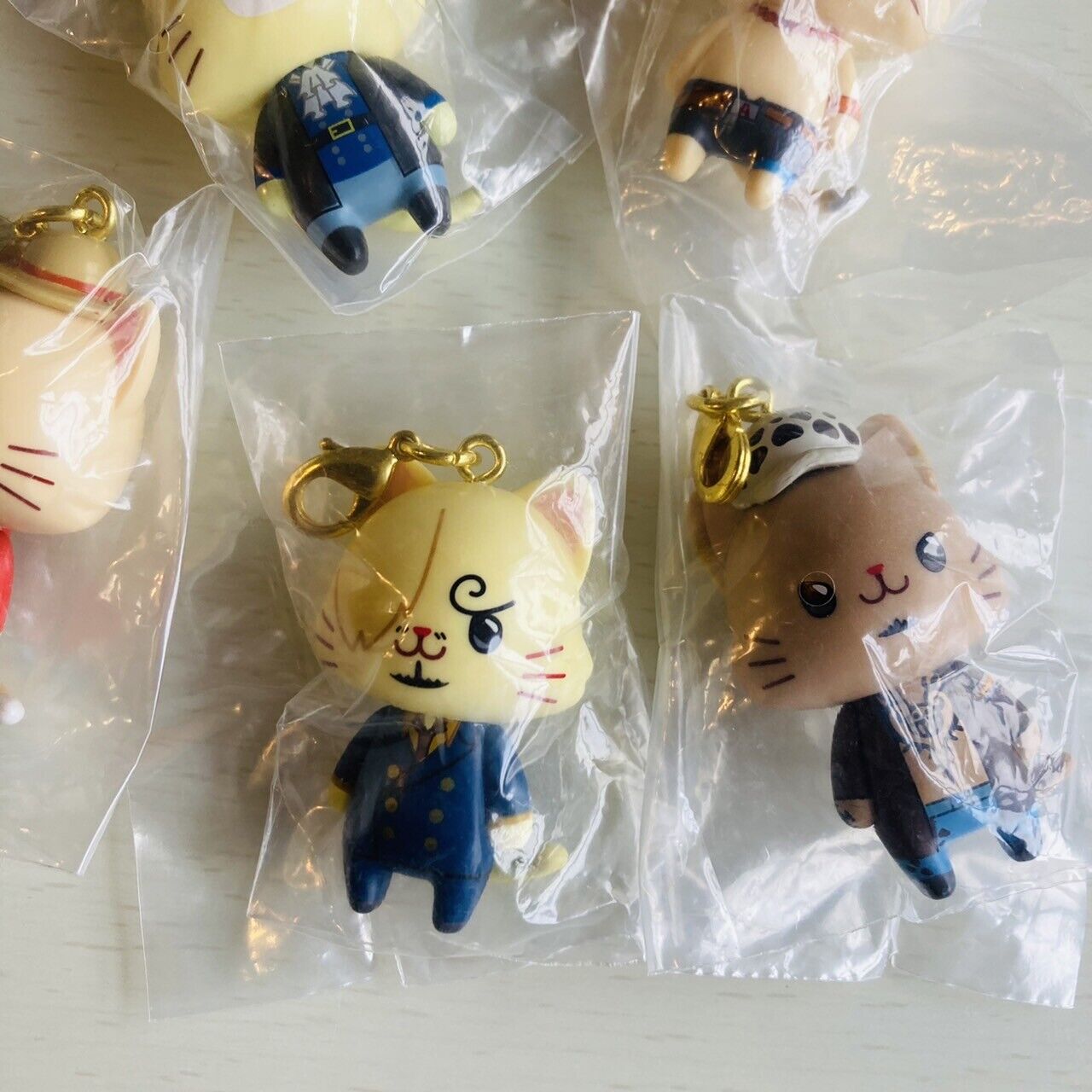 One Piece with CAT Mascot Keychain Keyring Luffy Ace Sanji 5 Set Toy Figure Rare