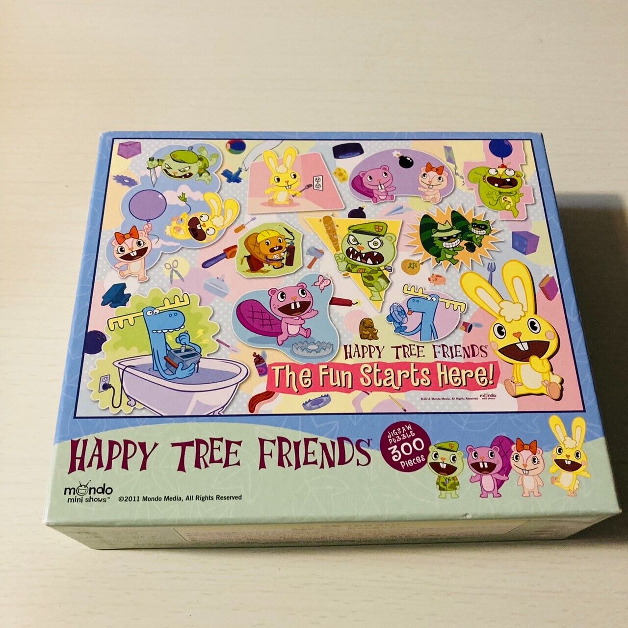 Happy Tree Friends Jigsaw puzzle 300 pieces with glue Very RARE mondo media