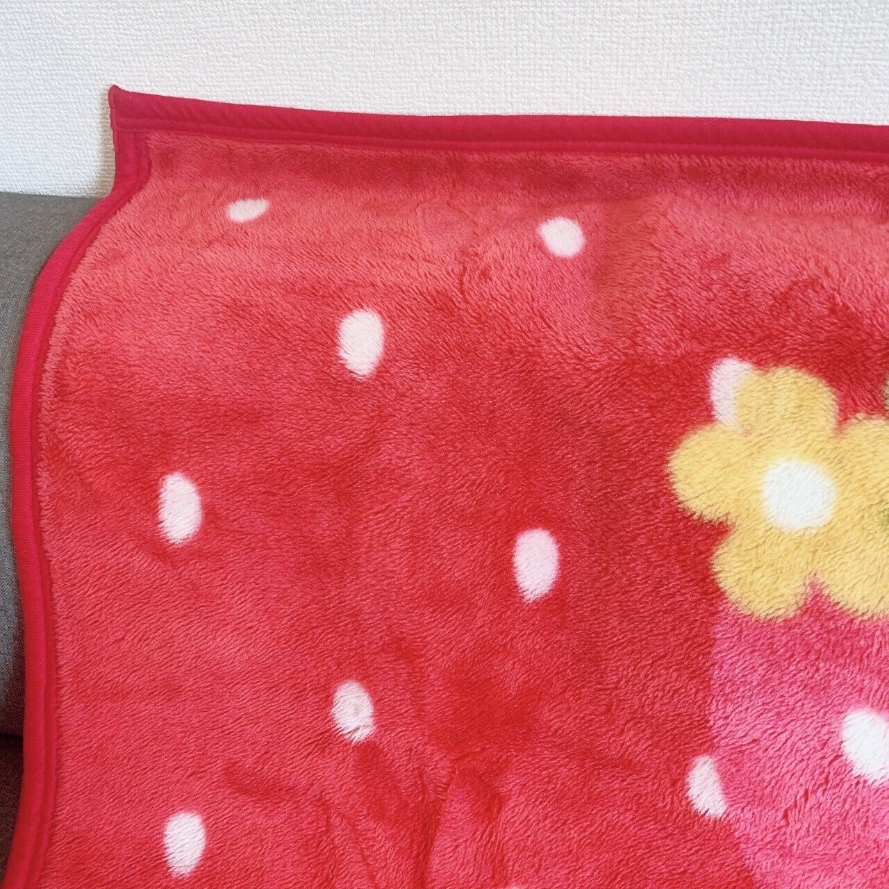 Mother Garden Mothergarden Strawberry Red Blanket Cute Flower PolkaDot Kawaii