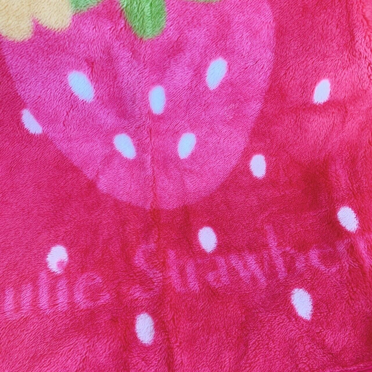 Mother Garden Mothergarden Strawberry Red Blanket Cute Flower PolkaDot Kawaii