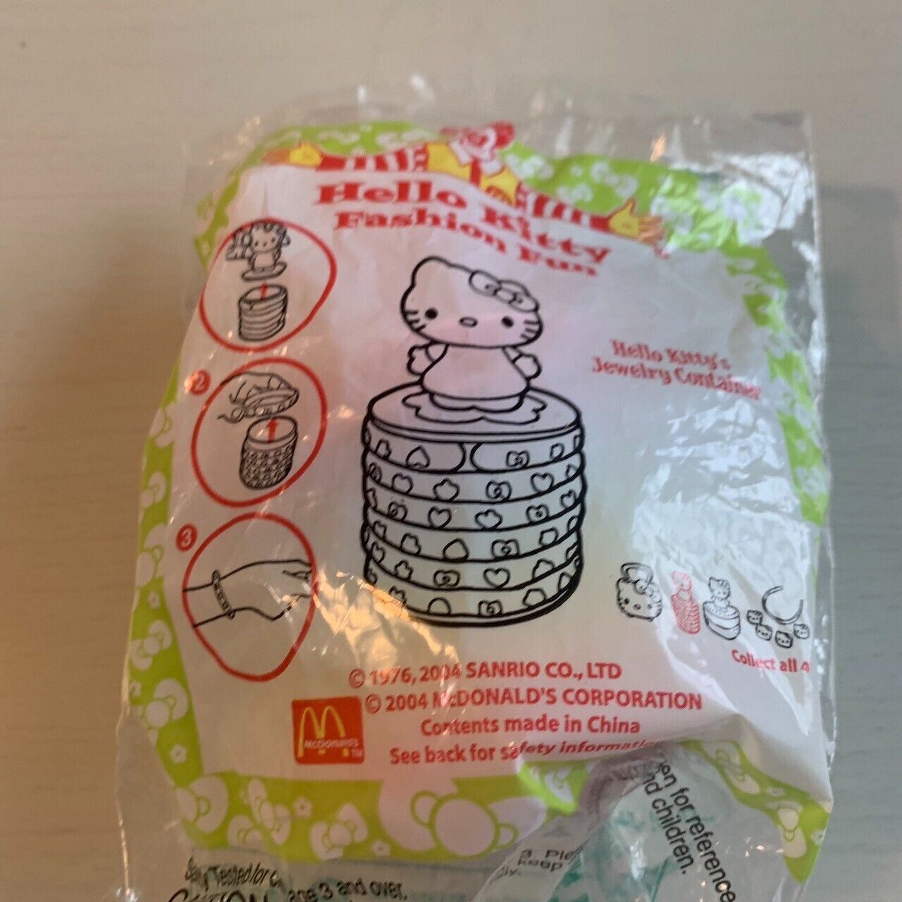 Sanrio Hello Kitty Macdonald's Happy Meal Toy Fashion Fun Jewelry Container 2004