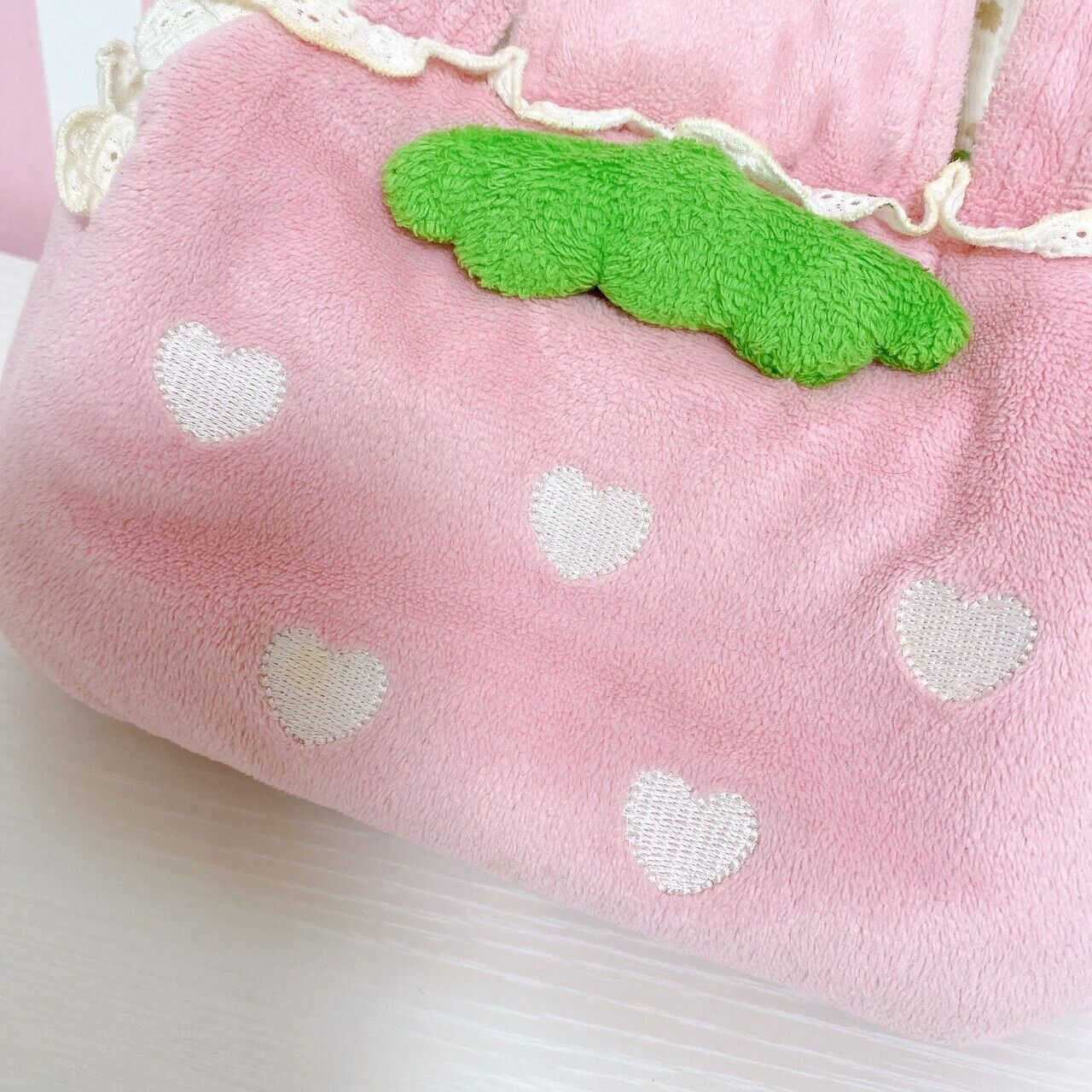 Mother Garden Chihuahua Plush Doll Strawberry Mini Bag White Pink frill Kawaii