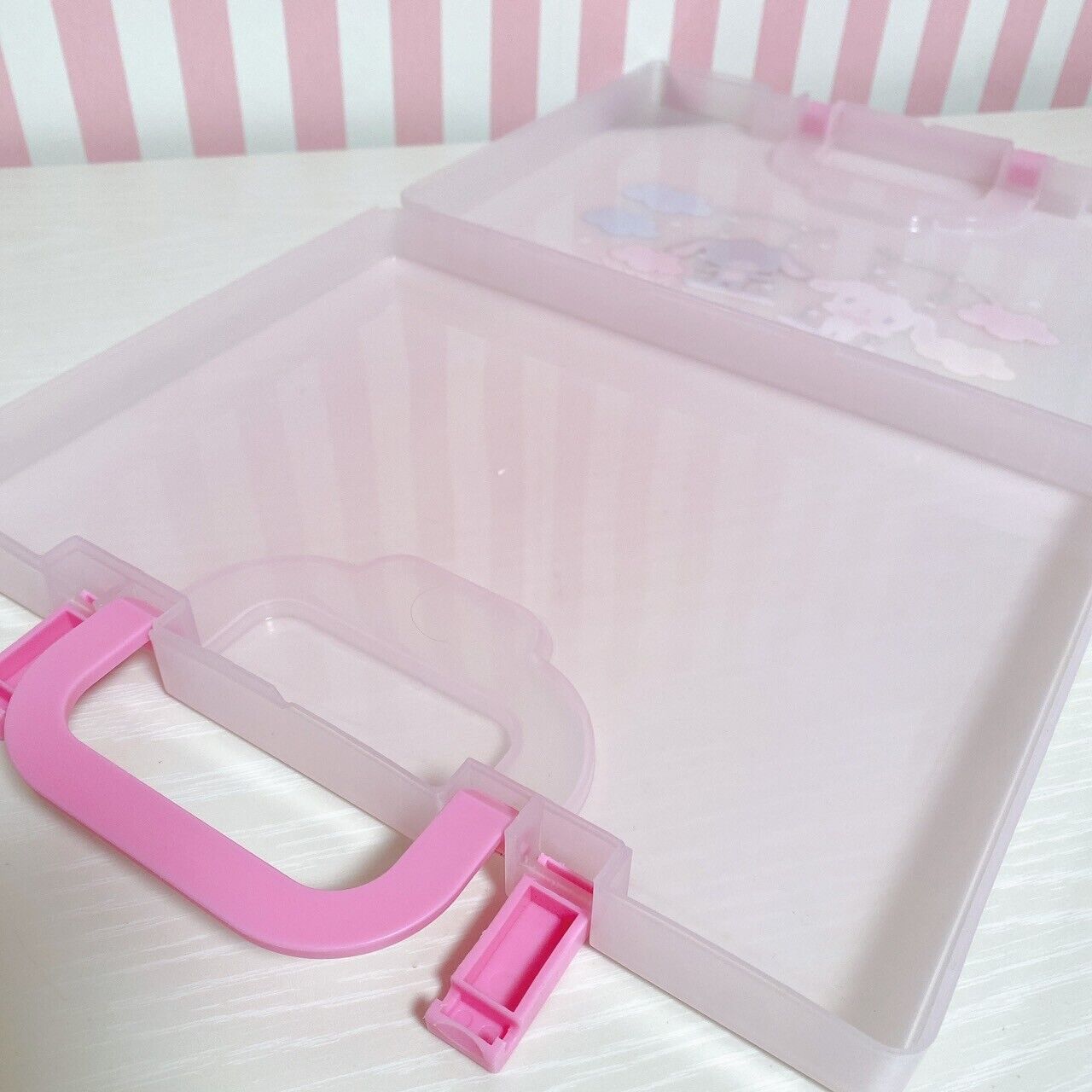 Sanrio Sugar Bunnies Shirousa Kurousa Attache Case Pink Plastic Swing Cloud Rare