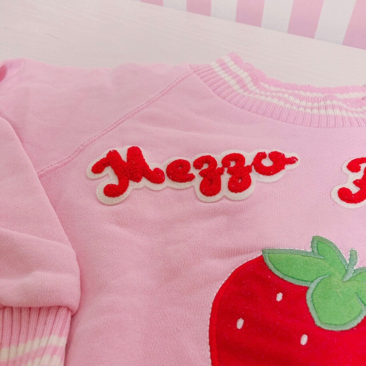 Mezzo Piano Long Sleeve T-shirt 100 Size Strawberry Pink Red Kawaii Cute Rare