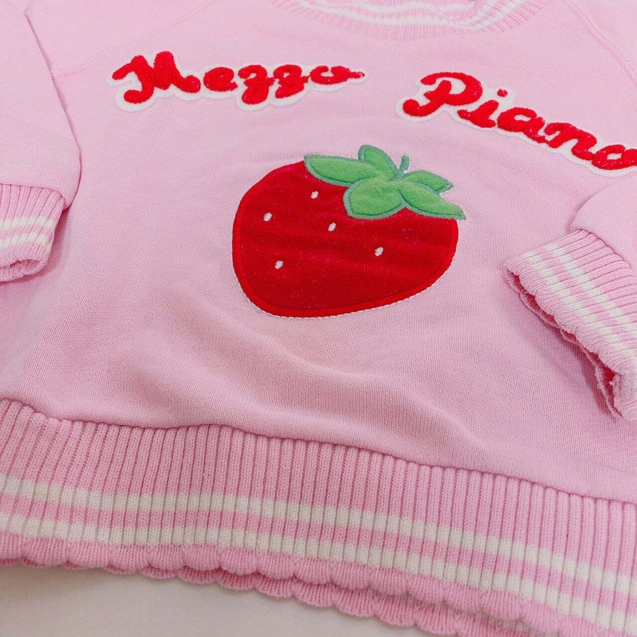 Mezzo Piano Long Sleeve T-shirt 100 Size Strawberry Pink Red Kawaii Cute Rare