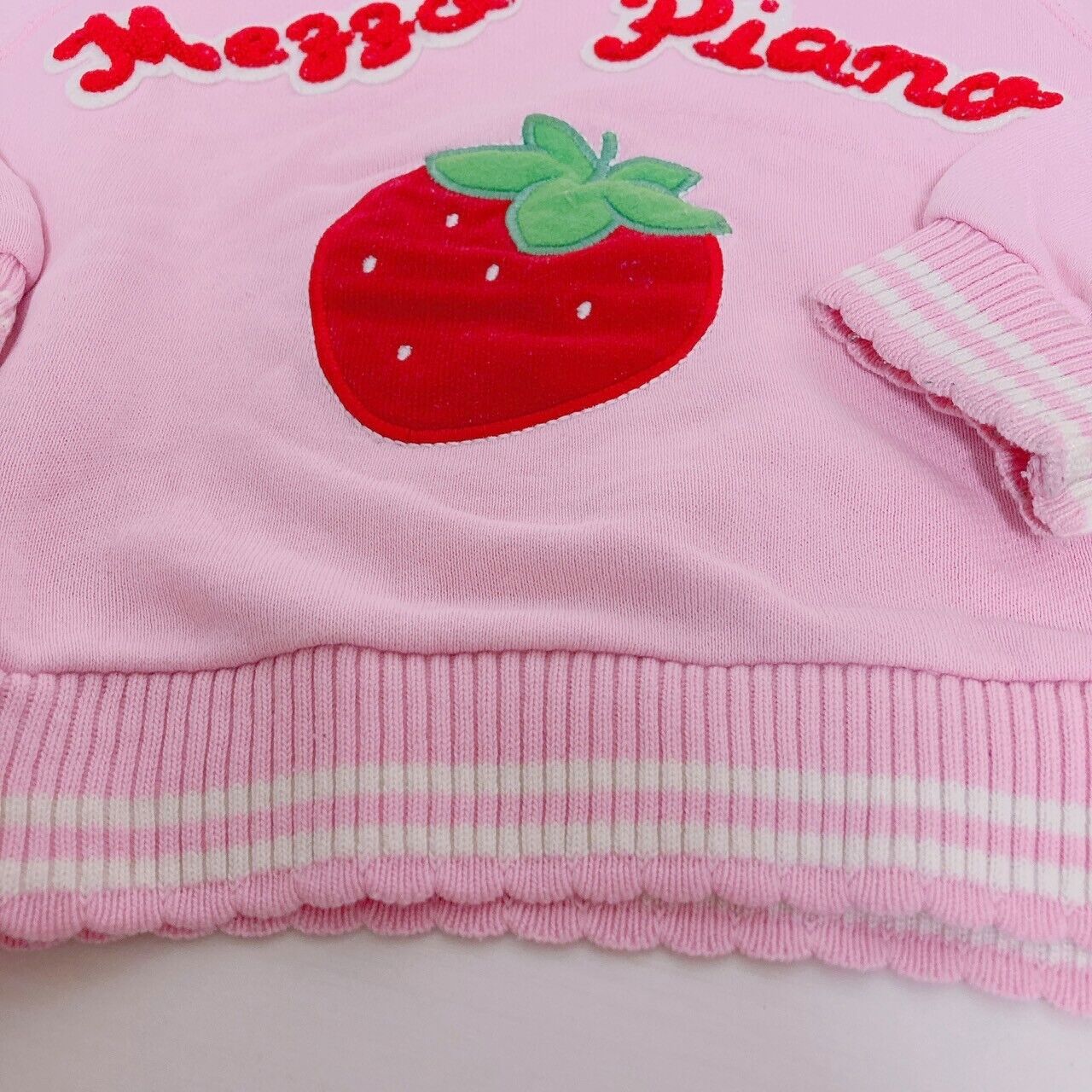 Mezzo Piano Long Sleeve T-shirt 100 Size Strawberry Pink Red Kawaii Cute Rare