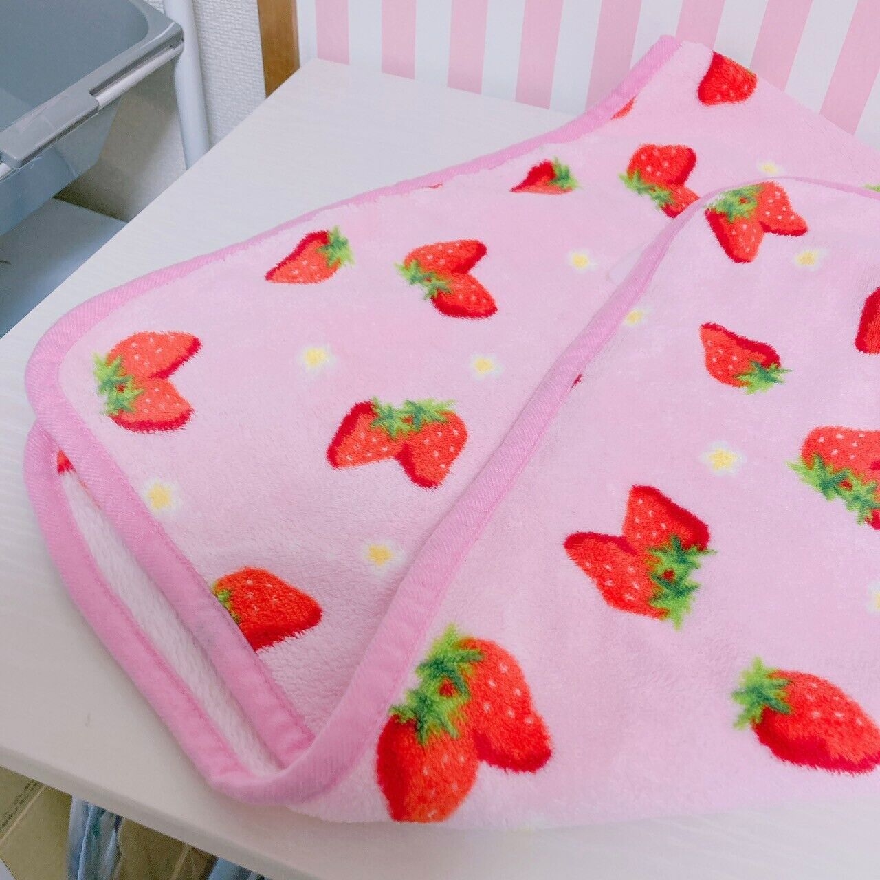 Strawberry Blanket Flower Pink Red Fluffy Kawaii Cute Pretty Rare