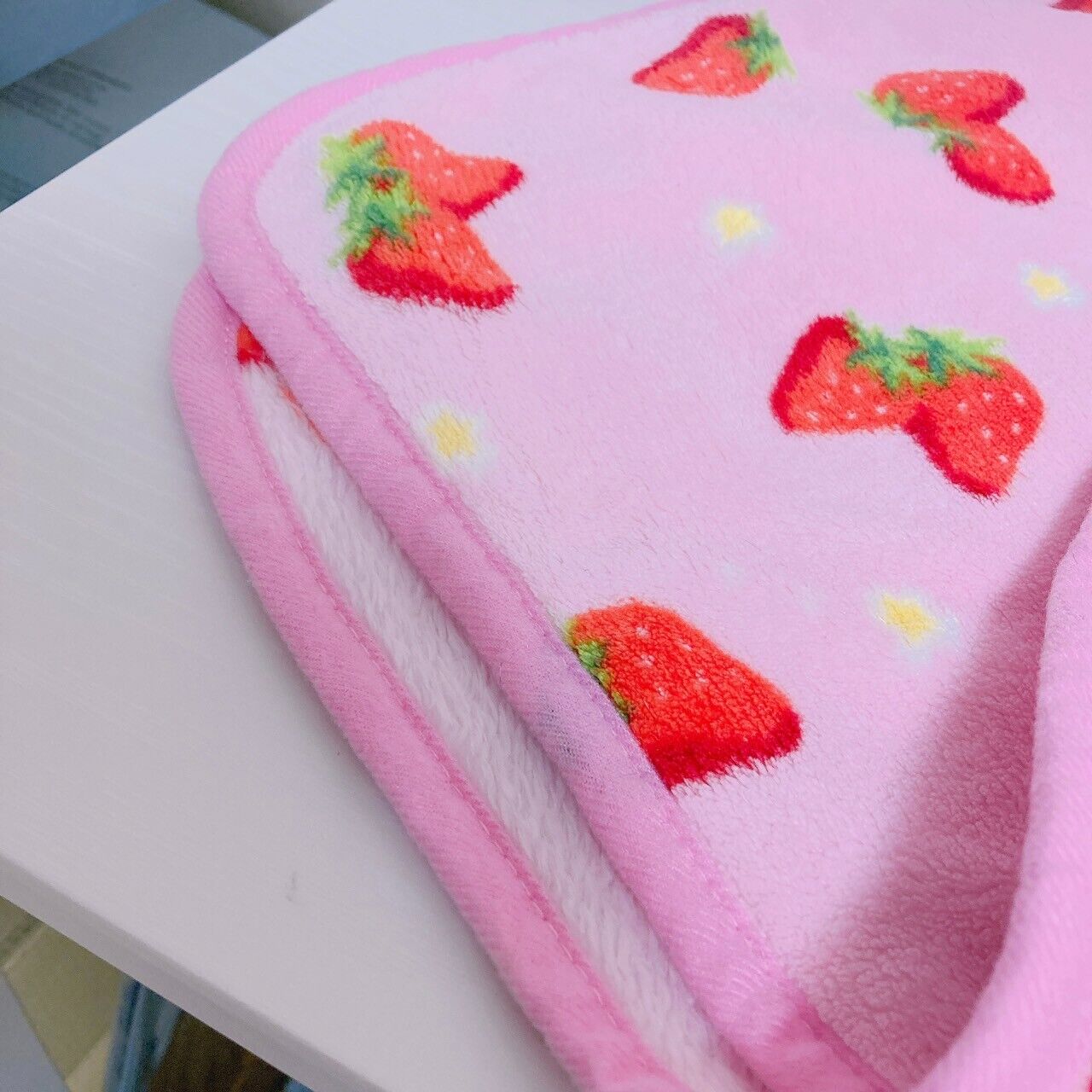 Strawberry Blanket Flower Pink Red Fluffy Kawaii Cute Pretty Rare