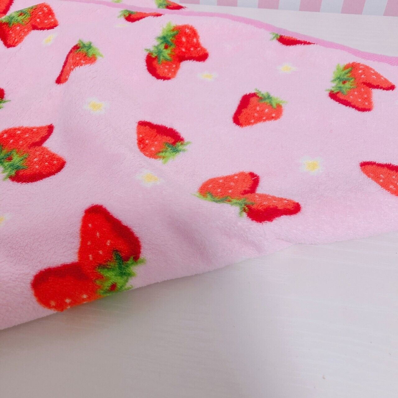 Strawberry Blanket Flower Pink Red Fluffy Kawaii Cute Pretty Rare