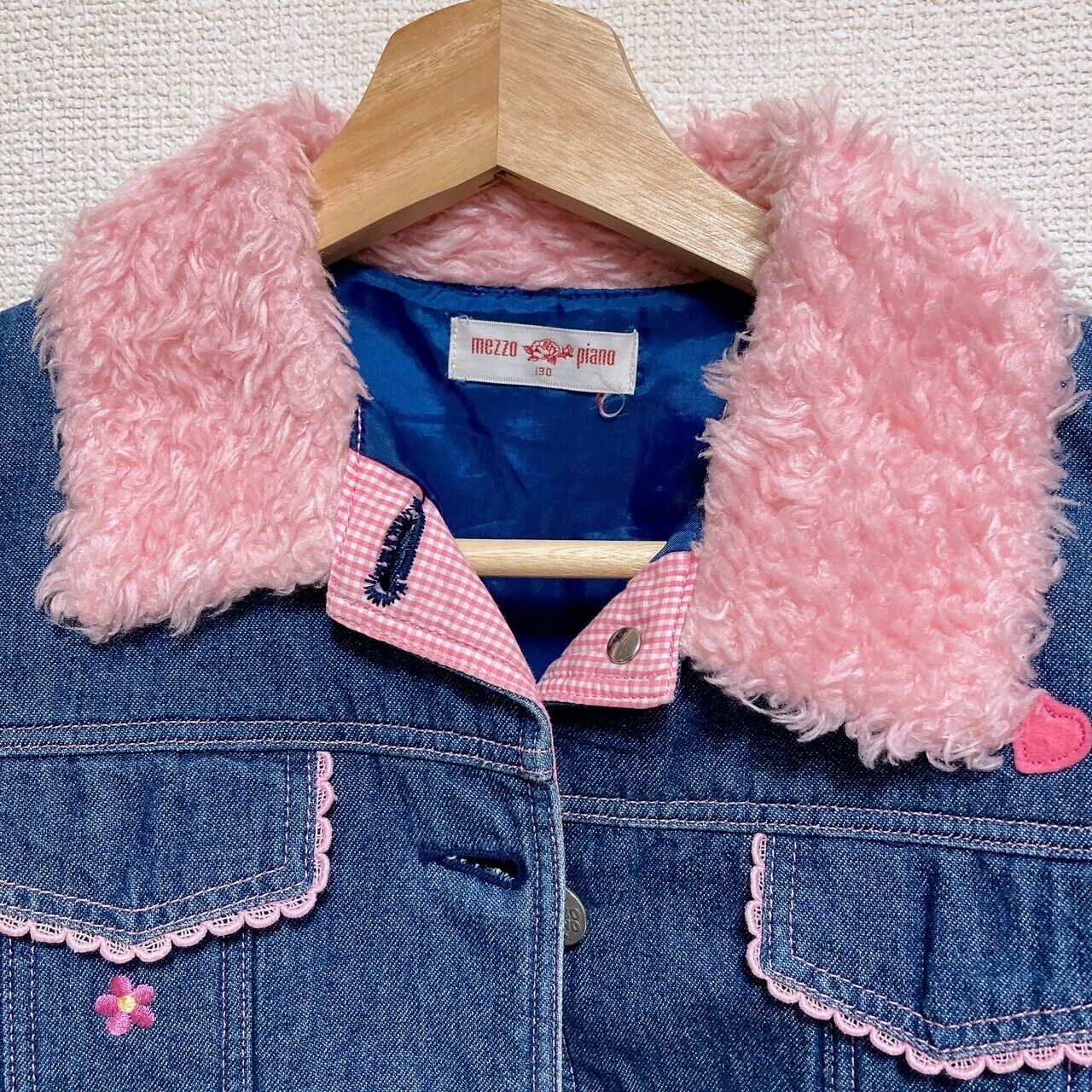 Mezzo Piano Denim Jacket 130 Collar Pink Fluffy Navy Heart Flower Pocket Button