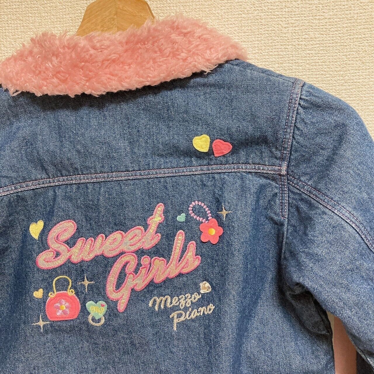 Mezzo Piano Denim Jacket 130 Collar Pink Fluffy Navy Heart Flower Pocket Button