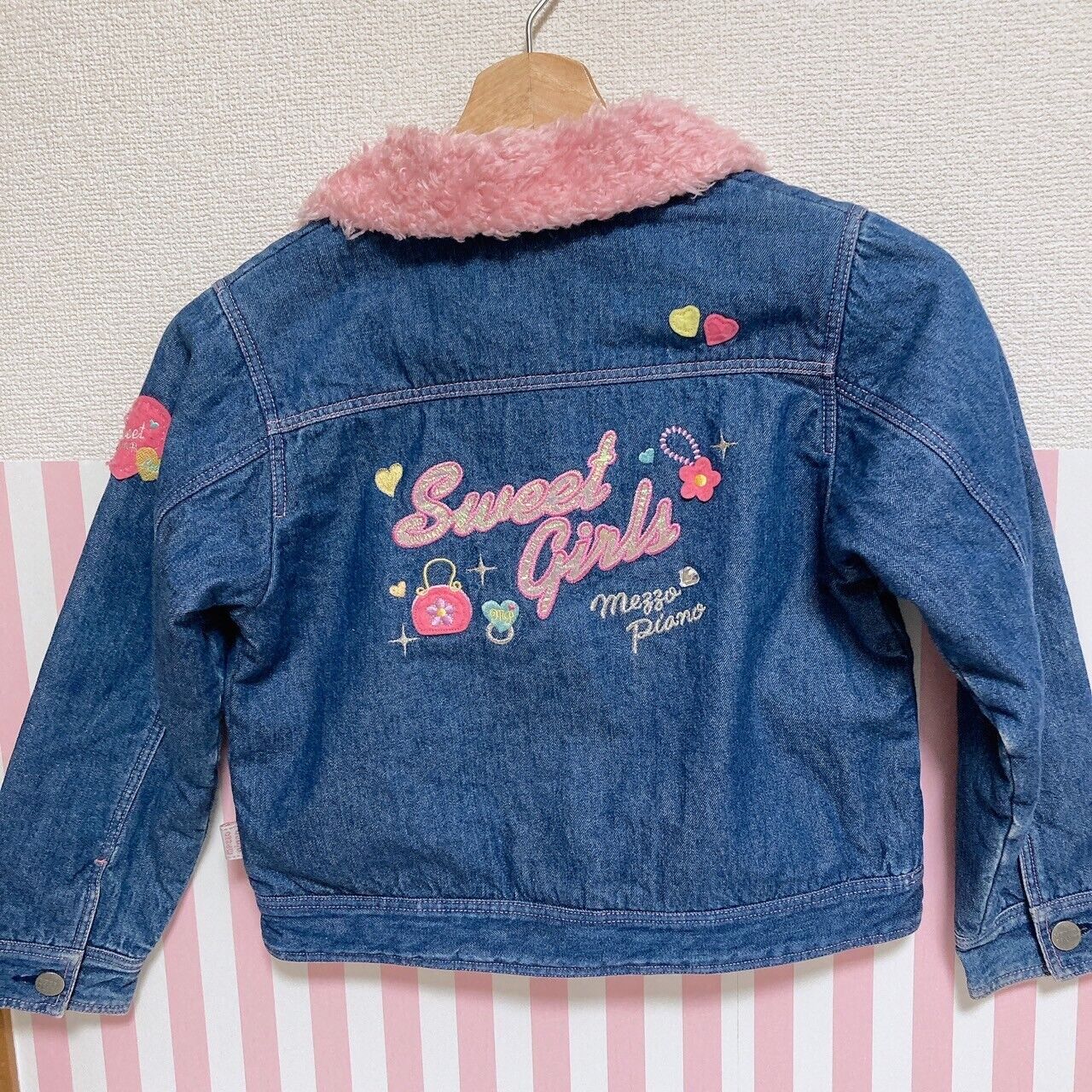 Mezzo Piano Denim Jacket 130 Collar Pink Fluffy Navy Heart Flower Pocket Button