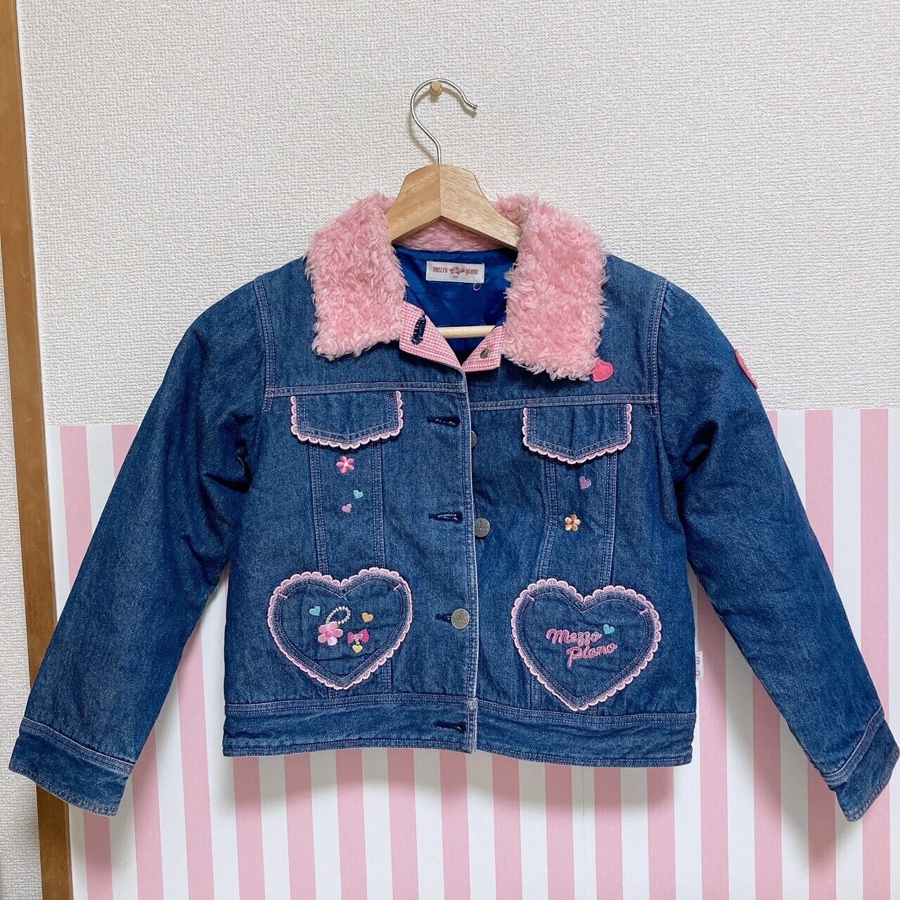 Mezzo Piano Denim Jacket 130 Collar Pink Fluffy Navy Heart Flower Pocket Button