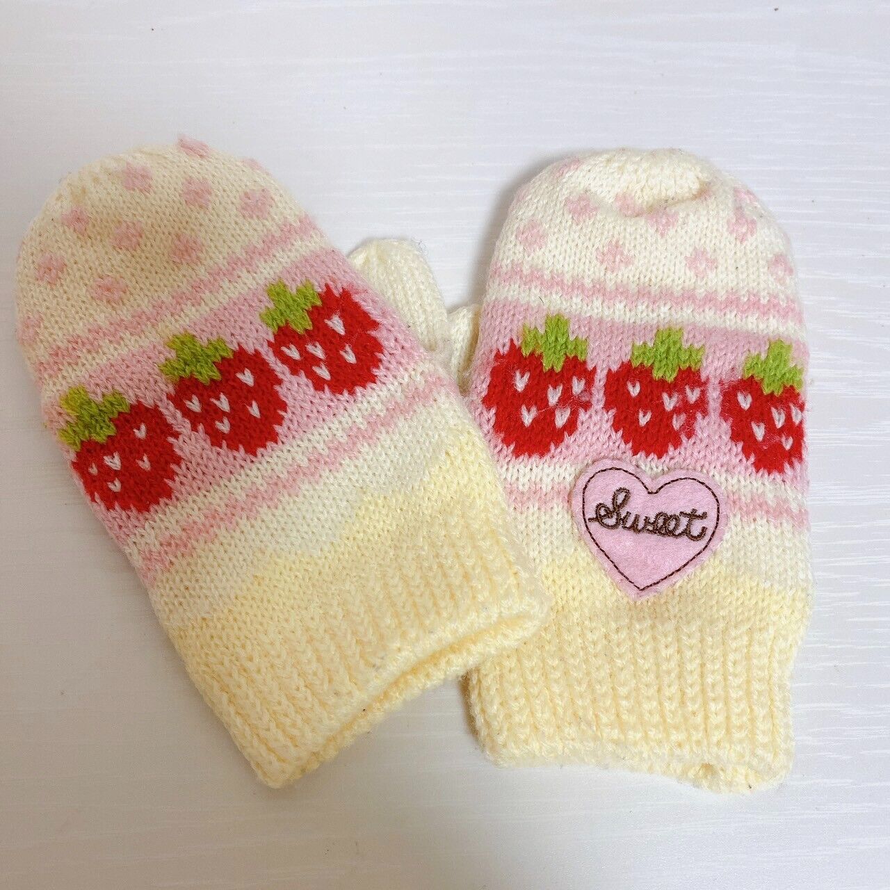 Mother Garden Muffler Glove Set Strawberry Heart White Pink Fluffy Kawaii Rare