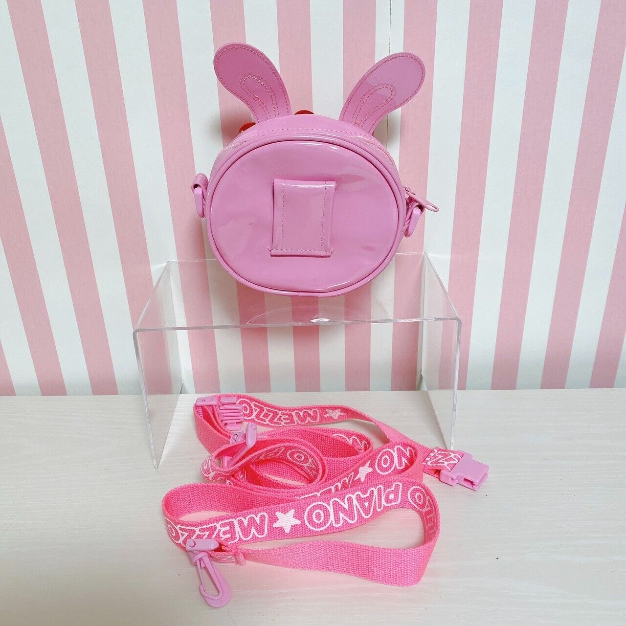 Mezzo Piano Shoulder Bag Pochette Pink Rabbit Face Ribbon Kids Kawaii Character