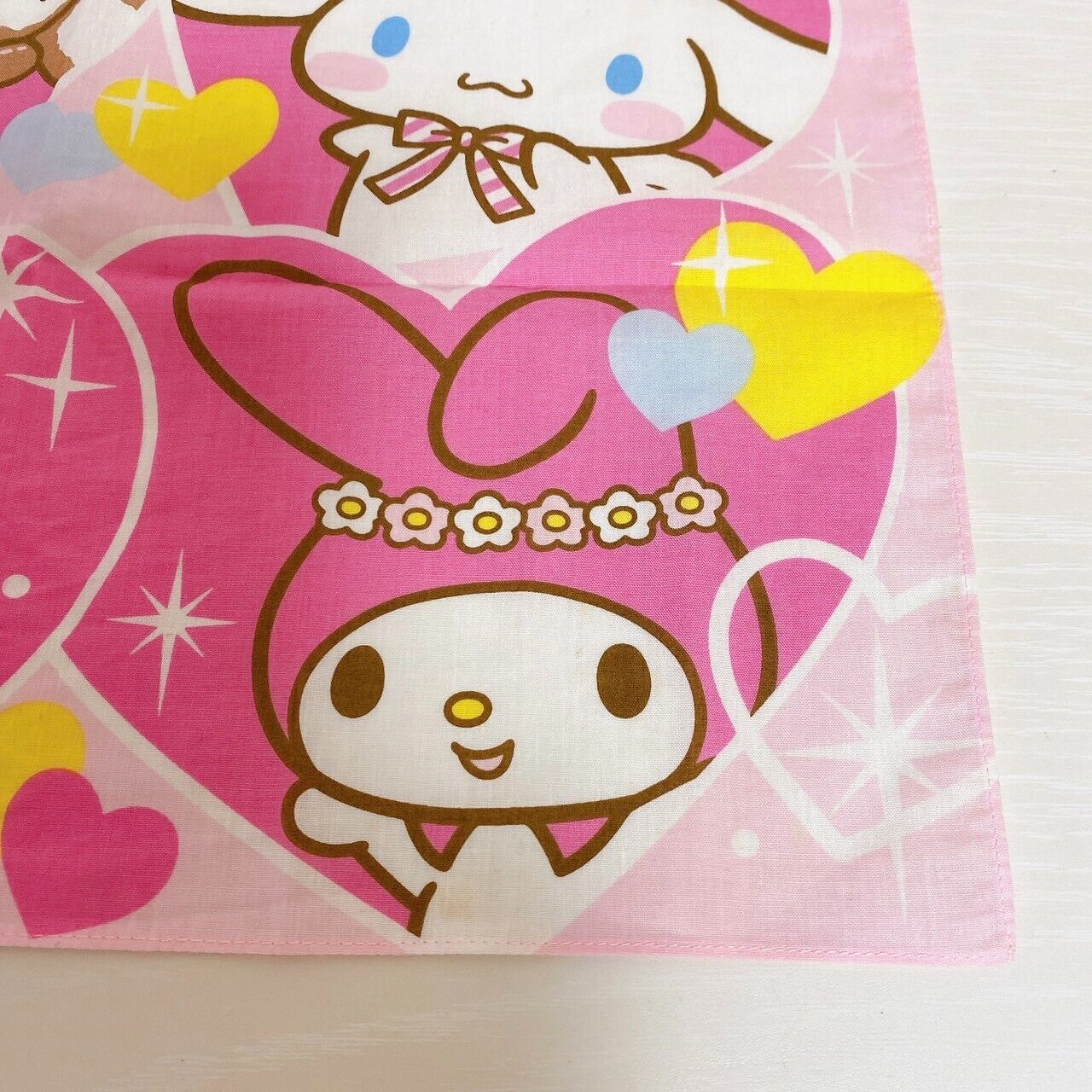 Sanrio Hello Kitty Cinnamoroll My Melody Sugar Bunnies Flag Pink Heart Character