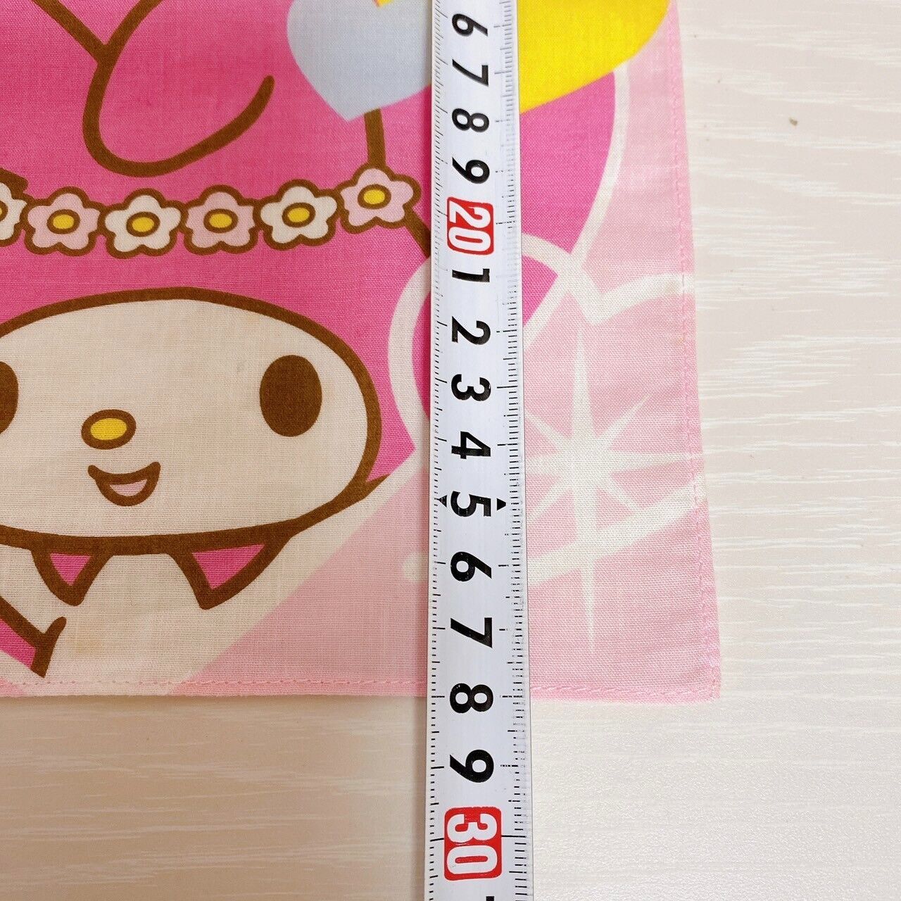 Sanrio Hello Kitty Cinnamoroll My Melody Sugar Bunnies Flag Pink Heart Character