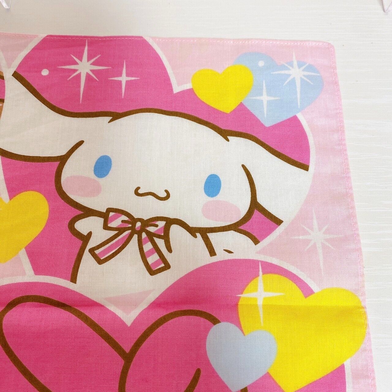 Sanrio Hello Kitty Cinnamoroll My Melody Sugar Bunnies Flag Pink Heart Character