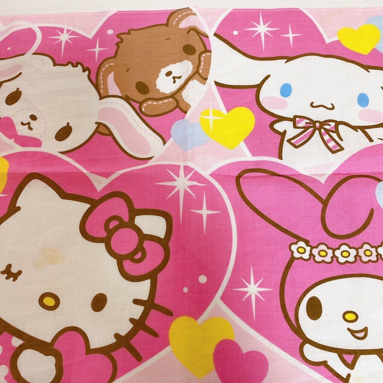 Sanrio Hello Kitty Cinnamoroll My Melody Sugar Bunnies Flag Pink Heart Character