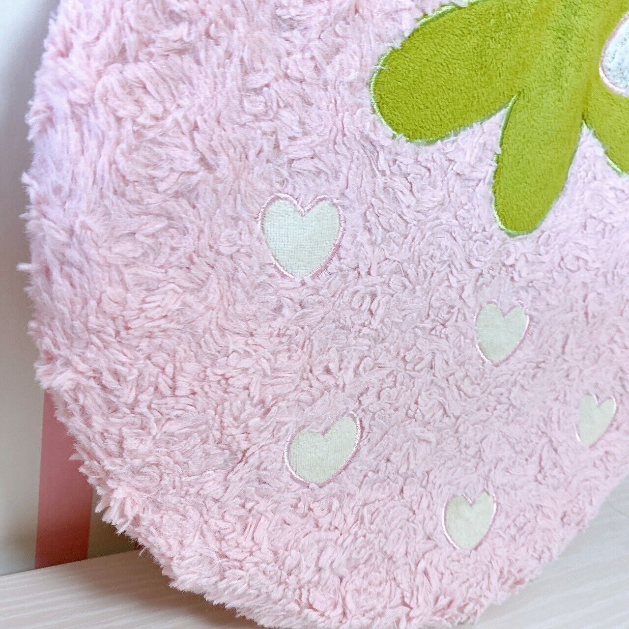 Mother Garden Zabuton Round Pink Strawberry Ribbon Heart Fluffy Fabric Kawaii