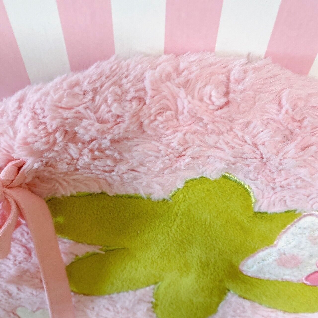 Mother Garden Zabuton Round Pink Strawberry Ribbon Heart Fluffy Fabric Kawaii