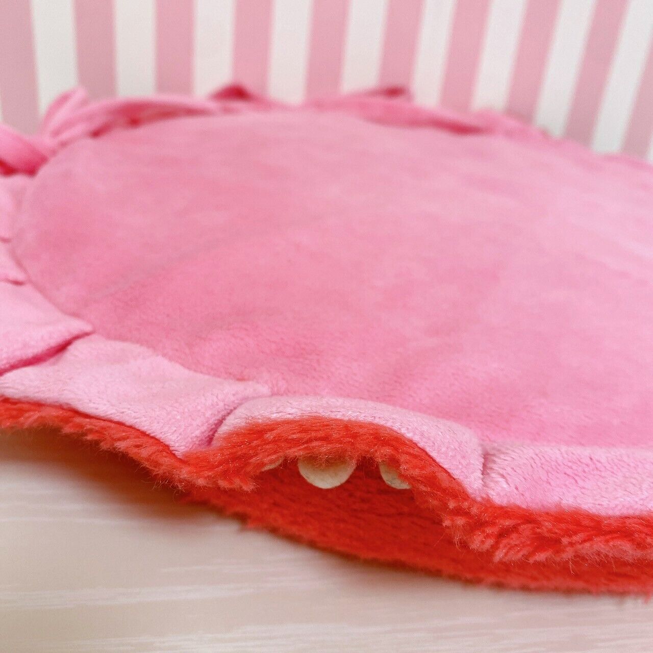 Mother Garden Zabuton Round Red Strawberry Frill Flower Fluffy Fabric Kawaii