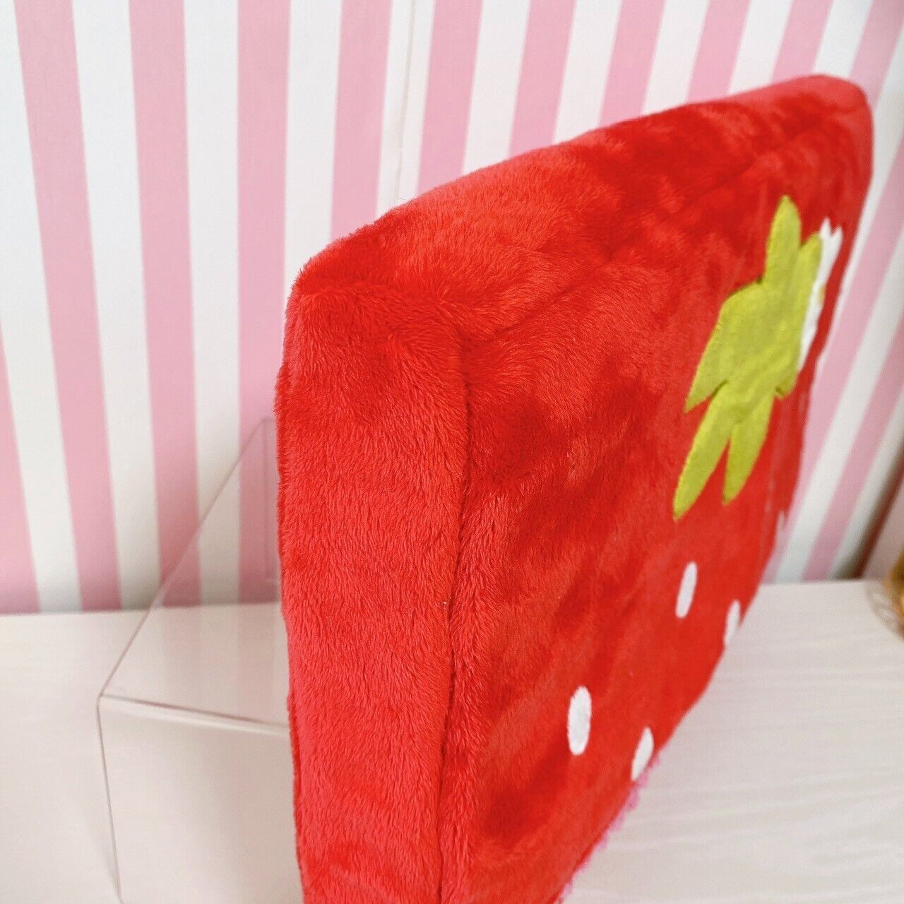 Mother Garden Zabuton Leggings Cushion Red Strawberry Fluffy Fabric Kawaii Rare